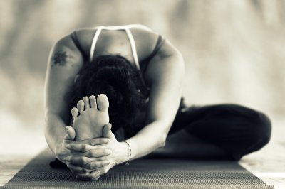 noticia-forbes-os efeitos da prática-a-ciência-do-yoga