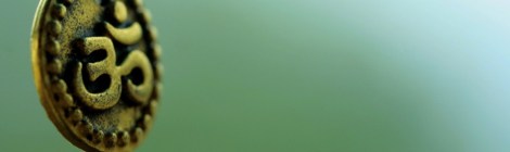 porque-começar-pratica-de-yoga-com-mantra-om-online