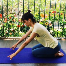 balasana-meio-yoga-para-tpm-iniciantes