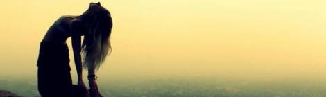 beneficios-do-yoga-ushtrasana-postura-do-camelo-