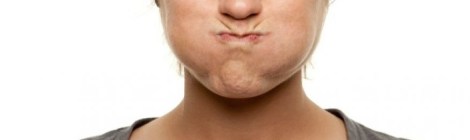 Yoga no dia-a-dia Bochecho com Óleo Vegetal-clarear-os-dentes