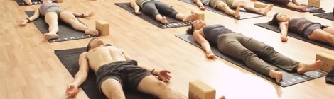 diferenca-yoga-nidra-relaxamento-yoga-em-casa
