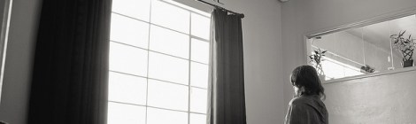 Conheça os benefícios e aprenda como fazer Bhastrika Pranayama, a respiração do fole